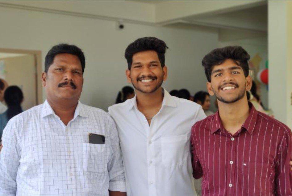 Ezhil